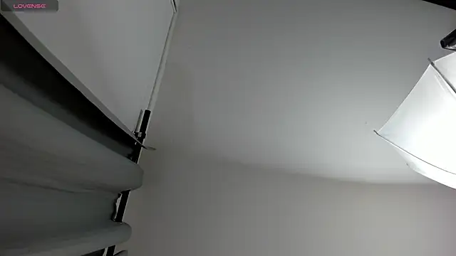 Snapshot of KendalStallyon chatting on February 19, 8:49 pm KendalStallyon online show from February 19, 8:49 pm