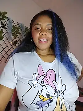 collegechica online show from November 6, 6:03 am