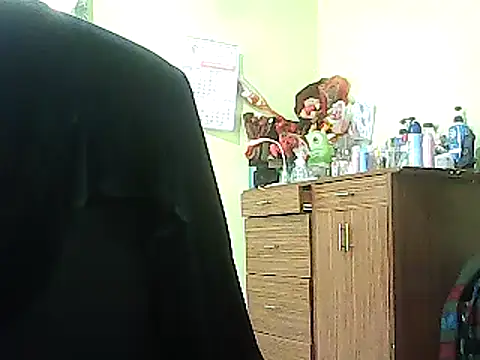 Snapshot of hott_scarlett chatting on February 15, 2:15 am hott scarlett online show from February 15, 2:15 am