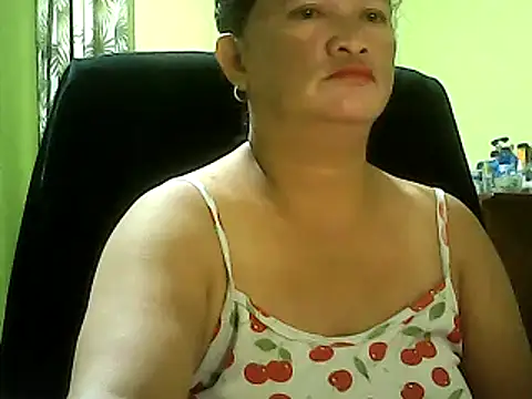 Snapshot of hott_scarlett chatting on March 12, 11:09 am hott scarlett online show from March 12, 11:09 am