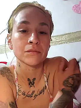 Snapshot of fablob23 chatting on March 27, 1:22 am fablob23 online show from March 27, 1:22 am