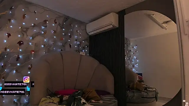 Katemoss70 online show from December 4, 12:25 pm