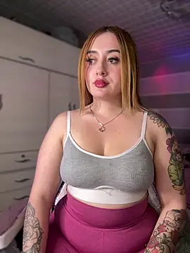 Sam Thompsoon  online show from October 9, 2:20 am