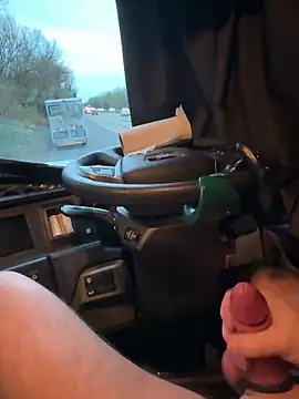 OhMyRichard online show from December 16, 8:20 am