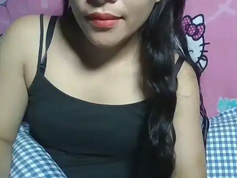 Snapshot of prettyyoung_mom23 chatting on February 1, 12:37 pm prettyyoung mom23 online show from February 1, 12:37 pm