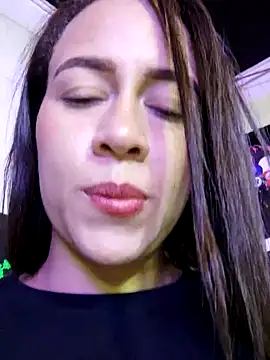 Snapshot of Nanybaker95 chatting on March 7, 12:15 am Nanybaker95 online show from March 7, 12:15 am