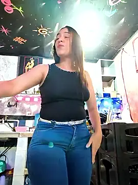 Nanybaker95 online show from December 4, 1:15 am