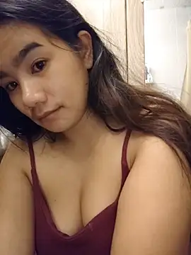 Snapshot of Kissy07 chatting on July 16, 10:38 pm Kissy07 online show from July 16, 10:38 pm