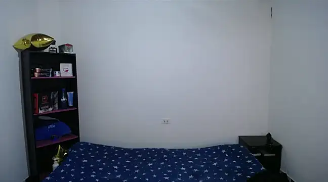 Snapshot of Cocain_Atenea chatting on February 7, 7:17 pm Cocain Atenea online show from February 7, 7:17 pm