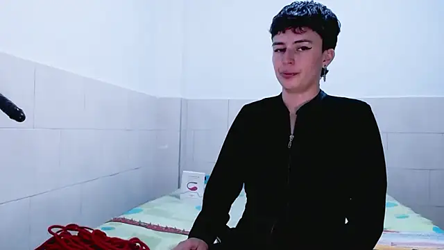 Cocain Atenea online show from April 13, 8:25 pm