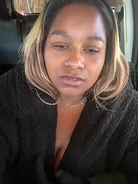 Snapshot of BigFineSelena chatting on December 19, 3:08 pm BigFineSelena online show from December 19, 3:08 pm