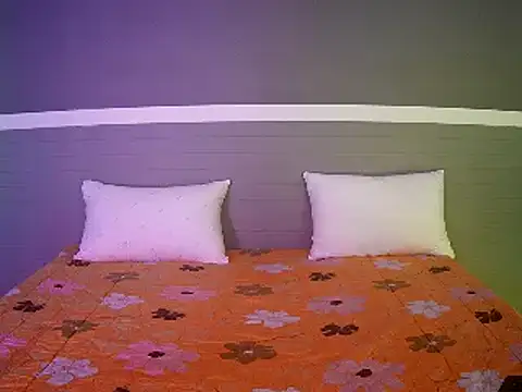 Jennythai123 online show from March 17, 2:30 am