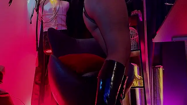 PerlaDivaio online show from January 8, 12:07 pm