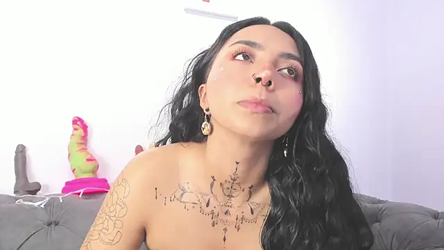 miss soffi  online show from December 12, 3:37 pm