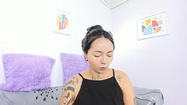 miss soffi  online show from October 14, 12:28 pm