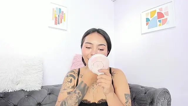 miss soffi  online show from November 5, 6:41 pm