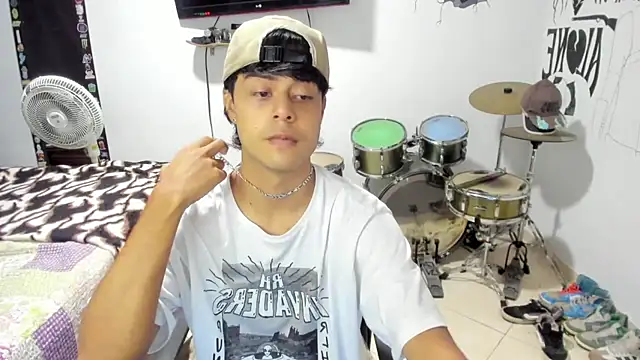 Zack falcon online show from October 30, 3:19 am