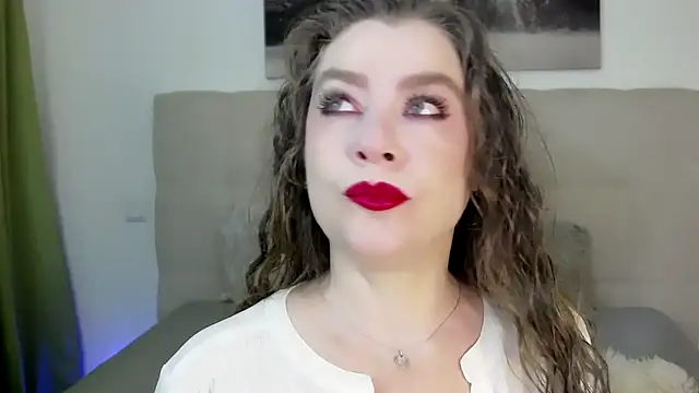 PetersEmily online show from March 16, 12:12 am