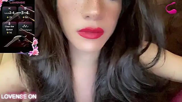 Snapshot of QUEEN_LILITH chatting on July 5, 10:11 am QUEEN LILITH online show from July 5, 10:11 am