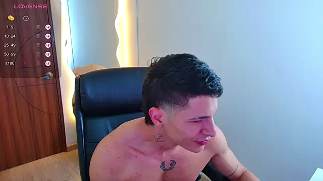 harrisoncuper online show from January 10, 11:42 pm