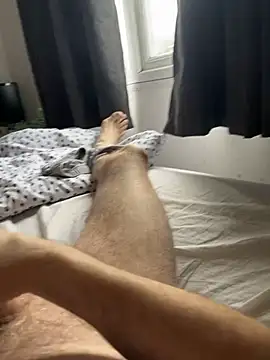 Snapshot of locallad88 chatting on December 9, 10:32 am locallad88 online show from December 9, 10:32 am