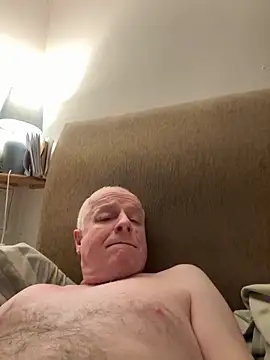 Snapshot of locallad88 chatting on January 22, 11:53 pm locallad88 online show from January 22, 11:53 pm