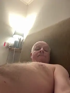 Snapshot of locallad88 chatting on January 26, 5:34 pm locallad88 online show from January 26, 5:34 pm