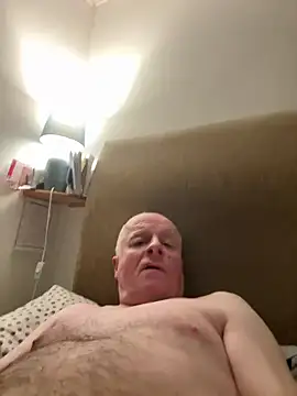 Snapshot of locallad88 chatting on February 2, 7:57 pm locallad88 online show from February 2, 7:57 pm