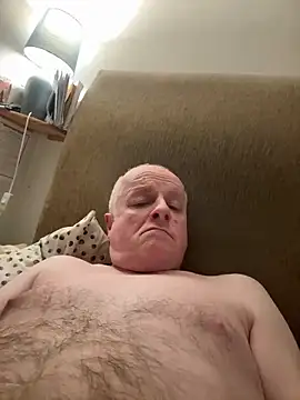 Snapshot of locallad88 chatting on February 4, 12:08 am locallad88 online show from February 4, 12:08 am