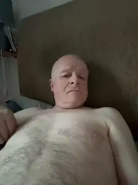 Snapshot of locallad88 chatting on March 13, 5:07 pm locallad88 online show from March 13, 5:07 pm