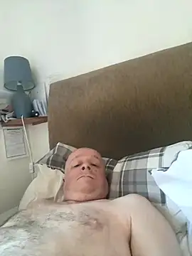 Snapshot of locallad88 chatting on September 21, 7:32 am locallad88 online show from September 21, 7:32 am