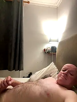 Snapshot of locallad88 chatting on October 25, 11:10 pm locallad88 online show from October 25, 11:10 pm