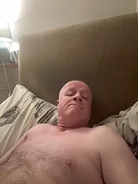 Snapshot of locallad88 chatting on November 13, 5:23 pm locallad88 online show from November 13, 5:23 pm