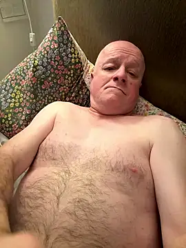 Snapshot of locallad88 chatting on January 11, 11:54 pm locallad88 online show from January 11, 11:54 pm