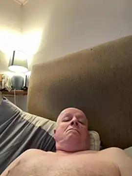 locallad88 online show from February 7, 10:13 pm