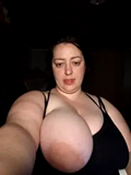 Snapshot of mihaelaa chatting on May 11, 11:46 pm mihaelaa online show from May 11, 11:46 pm