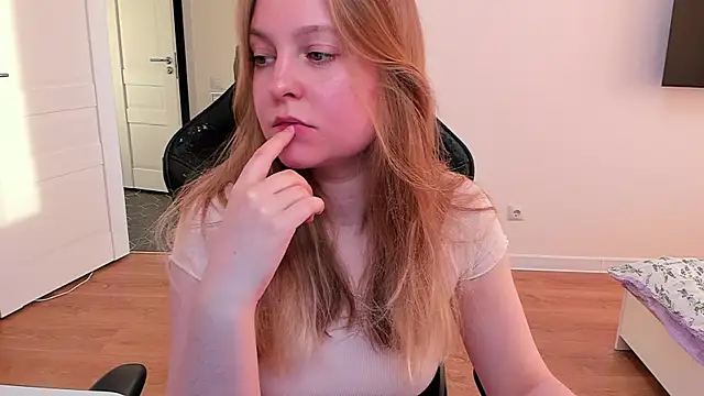 Snapshot of stacy_miracle chatting on May 23, 5:39 pm stacy miracle online show from May 23, 5:39 pm