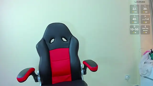 Snapshot of MAGIEVANS1 chatting on February 18, 12:49 pm MAGIEVANS1 online show from February 18, 12:49 pm