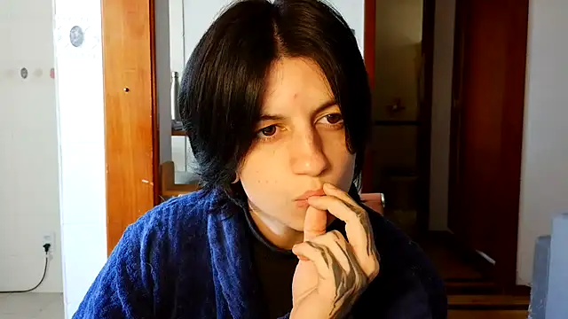 Snapshot of kyslrana chatting on May 27, 4:26 pm kyslrana online show from May 27, 4:26 pm