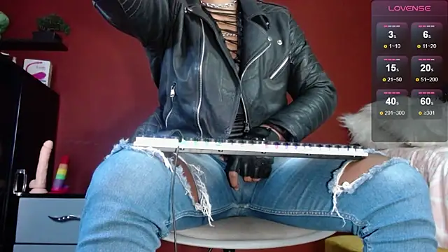 TomLover 12 online show from March 22, 10:59 pm