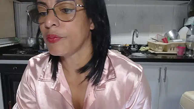 kateleyagrey online show from November 30, 12:20 pm