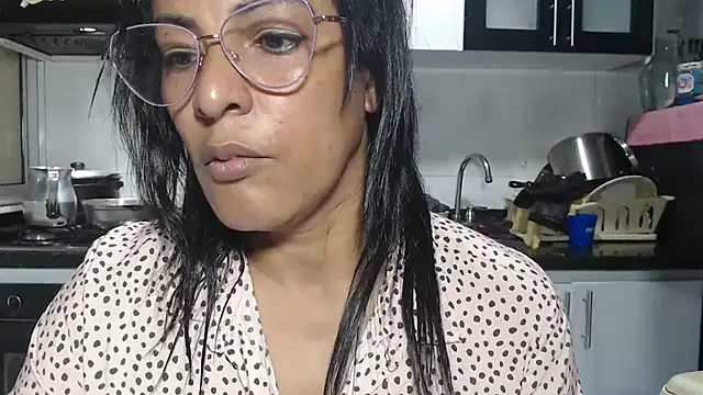 kateleyagrey online show from June 3, 10:04 pm
