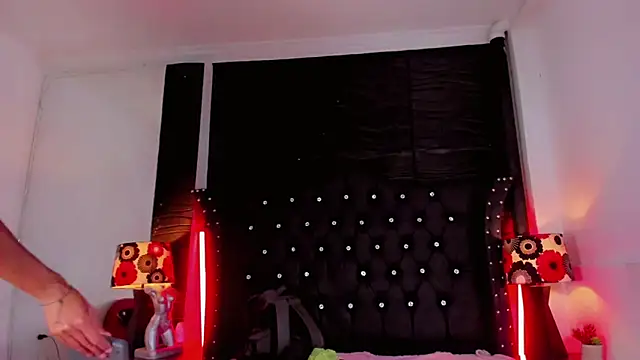 Lucia-sex online show from March 27, 7:24 pm