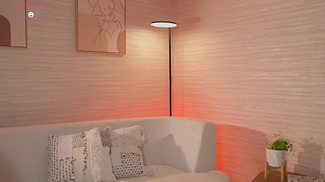 RoseFerrera online show from May 20, 3:24 am