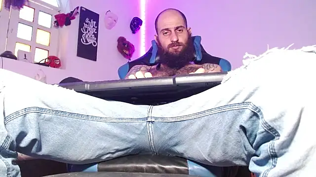 Tatted21xxx online show from April 16, 7:47 pm