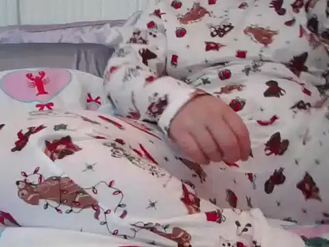 RealLittleRedRidingHood online show from November 12, 1:55 pm