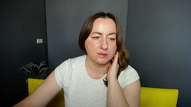 Abby Taylorr online show from November 2, 7:11 am