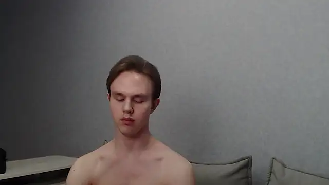 MartinMendez online show from March 2, 7:12 pm