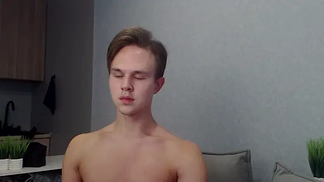 MartinMendez online show from October 17, 9:23 am