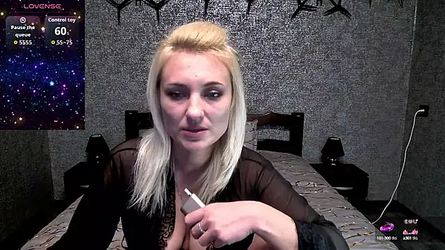 Snapshot of annagreeneyess chatting on October 9, 10:57 am annagreeneyess online show from October 9, 10:57 am